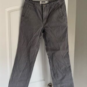 Men’s 32x32 Grey Mountain Khakis